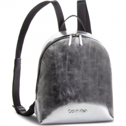 Plecak CALVIN KLEIN - Snap Sml Backpack Met K60K604926 067. Szare plecaki damskie marki Calvin Klein, bez wzorów, ze skóry ekologicznej. Za 549,00 zł.