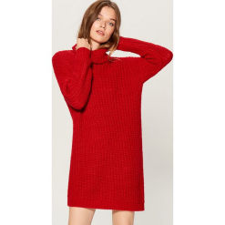 Sukienka oversize z golfem - Czerwony. Czerwone sukienki z falbanami Mohito, l, z golfem, oversize. Za 169,99 zł.