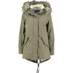 Superdry HEAVY Parka deepest army. Brązowe płaszcze damskie Superdry, m, bez wzorów, z bawełny, bez kaptura. W wyprzedaży za 456,75 zł.