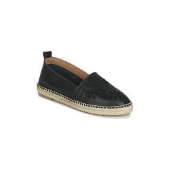 Espadryle Betty London JAKIKA. Czarne espadryle damskie Betty London, bez wzorów, bez obcasa. Za 247,20 zł.
