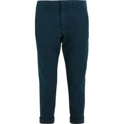 Chinosy damskie: Hope NEWS TROUSER Chinosy ocean green