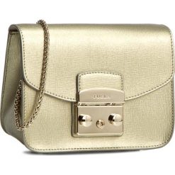 Torebka FURLA - Metropolis 787607 B BCU6 SFM Gold 028. Żółte torebki klasyczne damskie Furla, bez wzorów, ze skóry, eleganckie, bez dodatków. W wyprzedaży za 899,00 zł.