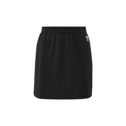 Spódnice krótkie adidas Spódnica Styling Complements. Czarne spódniczki damskie Adidas, bez wzorów, krótkie, mini. Za 199,00 zł.