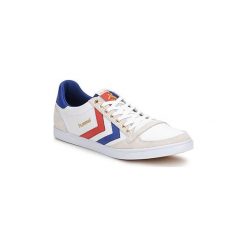 Buty Hummel TEN STAR LOW CANVAS. Białe trampki i tenisówki damskie Hummel, bez wzorów, bez zapięcia. Za 231,20 zł.