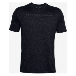 Under Armour All Over Wordmark Koszulka Czarny. Czarne podkoszulki męskie Under Armour, l, z nadrukiem, z bawełny, bez kołnierzyka, krótkie. Za 119,95 zł.