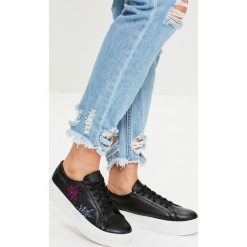 Missguided - Buty. Czarne buty sportowe damskie marki Missguided, z materiału. W wyprzedaży za 49,90 zł.