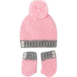 Zestaw Czapka i Rękawiczki UGG - K Infant Knit Hat And Mitt Set 18802 Seashell Pink. Różowe czapeczki niemowlęce Ugg, bez wzorów, z wełny. Za 299,00 zł.