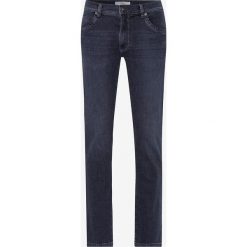 Dżinsy "Cadiz" - Straight fit - w kolorze granatowym. Niebieskie jeansy męskie BRAX, m, w paski, klasyczne. W wyprzedaży za 189,95 zł.