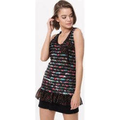 Czarny Top Softer. Czarne bluzki damskie Born2be, s, bez wzorów, z dzianiny, z okrągłym kołnierzem, bez rękawów. Za 14,99 zł.