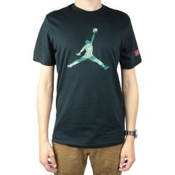 Jordan City Of Flight 2 Tee AT9180-010. Czarne t-shirty męskie Jordan, m, bez wzorów, z bawełny, bez kołnierzyka. W wyprzedaży za 129,99 zł.