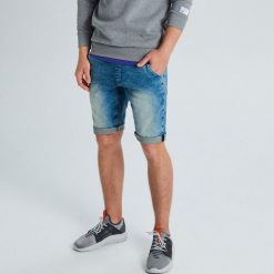 Szorty jogger - Niebieski. Niebieskie spodenki i szorty męskie Cropp, m, bez wzorów. W wyprzedaży za 69,99 zł.