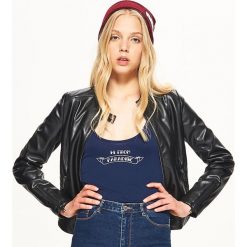 Kurtka biker z eko skóry - Czarny. Czarne kurtki damskie Cropp, s, bez wzorów, ze skóry, bez kaptura. W wyprzedaży za 71,99 zł.