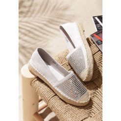 Szare Espadryle Readility. Szare espadryle damskie Renee, bez wzorów, bez obcasa, na płaskiej podeszwie. Za 99,99 zł.