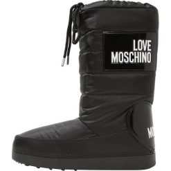 Love Moschino Śniegowce fantasy color. Szare buty zimowe damskie marki Love Moschino, z materiału. Za 579,00 zł.