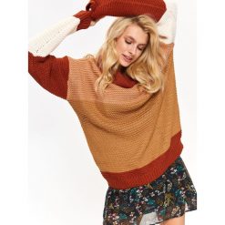 SWETER DAMSKI, KOLOROWY. Pomarańczowe golfy damskie marki TROLL, l, w kolorowe wzory, z dzianiny. W wyprzedaży za 49,99 zł.