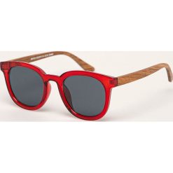 Medicine - Okulary Basic. Czerwone okulary przeciwsłoneczne damskie MEDICINE, okrągłe. Za 49,90 zł.