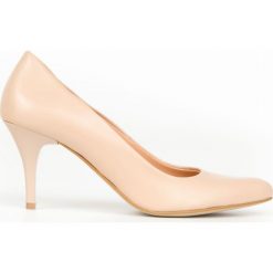 Szpilki na 7 cm obcasie - skóra naturalna - model 972 - kolor beżowy. Brązowe czółenka damskie Zapato, bez wzorów, ze skóry, bez obcasa, na szpilce. Za 319,00 zł.