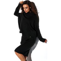 Komplet sweter półgolf i spódnica czarny. Czarne spódniczki damskie Lemoniade, na jesień, uniwersalny, bez wzorów, eleganckie, bez rękawów, bez kaptura. Za 159,90 zł.