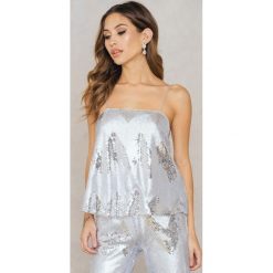 T-shirty damskie: NA-KD Party Cekinowa koszulka na ramiączkach – Silver