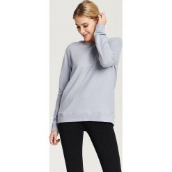 Sweter w kolorze błękitnym. Niebieskie swetry damskie Zabaione, Hailys, l, bez wzorów, bez rękawów, bez kaptura. W wyprzedaży za 69,95 zł.