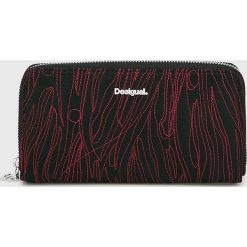 Desigual - Portfel. Brązowe portfele damskie Desigual, z materiału. W wyprzedaży za 169,90 zł.