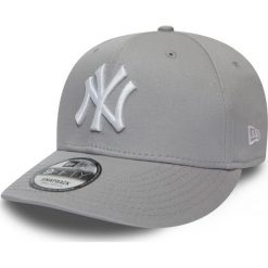 New Era New York Yankees Czapka z daszkiem Szary. Szare czapki męskie New Era, z haftami, z bawełny. Za 145,95 zł.