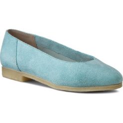 Półbuty CLARKS - Ffion Ivy 261178234 Light Blue. Niebieskie półbuty damskie Clarks, na co dzień, bez wzorów, ze skóry, bez obcasa, na obcasie, bez zapięcia. W wyprzedaży za 199,00 zł.