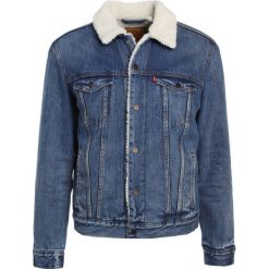 Levi's® TYPE 3 SHERPA TRUCKER Kurtka jeansowa needle park. Niebieskie kurtki męskie jeansowe marki Reserved, l. Za 469,00 zł.