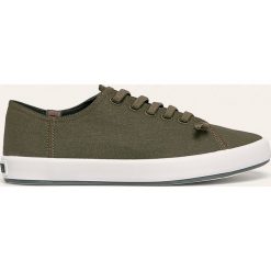 Camper - Buty Andratx. Żółte sneakersy męskie Camper, z okrągłym noskiem, na sznurówki. W wyprzedaży za 359,90 zł.
