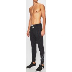 Reebok - Spodnie. Spodnie męskie Reebok. Za 179,90 zł.