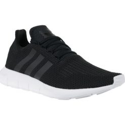 Adidas Swift Run B37726 44 Czarne. Czarne buty sportowe męskie Adidas, z syntetyku, bez zapięcia. W wyprzedaży za 299,99 zł.