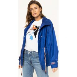 Parka Elisabetta Franchi GB-05Z-01E2-V399. Niebieskie kurtki damskie Elisabetta Franchi, bez wzorów, bez kaptura. W wyprzedaży za 1439,00 zł.