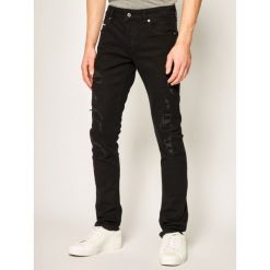 Jeansy Slim Fit Guess Miami M01AN1 D3YA1. Czarne jeansy męskie Guess, m, z aplikacjami, z elastanu. W wyprzedaży za 399,00 zł.