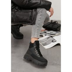 Czarne Sneakersy Sanchez. Czarne buty sportowe damskie Born2be, bez wzorów, sportowe. Za 199,99 zł.