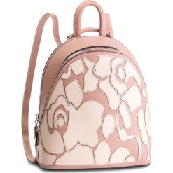 Plecak MONNARI - BAG5100-026 Pink. Różowe plecaki damskie Monnari, bez wzorów, ze skóry ekologicznej. W wyprzedaży za 169,00 zł.