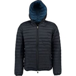 Geographical Norway kurtka męska Daddy XL ciemnoniebieska. Niebieskie płaszcze męskie Geographical Norway, xl, bez wzorów, z kapturem. Za 289,00 zł.