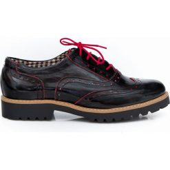Sznurowane półbuty oksfordki - skóra naturalna - model 258 - kolor czerwony naplak. Czerwone półbuty damskie Zapato, do pracy, bez wzorów, z jeansu, eleganckie, z okrągłym noskiem, na niskim obcasie, na obcasie, na sznurówki. Za 309,00 zł.