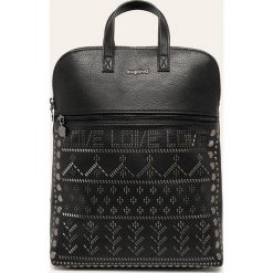 Desigual - Plecak. Czarne plecaki damskie Desigual, z aplikacjami, z poliesteru. W wyprzedaży za 249,90 zł.