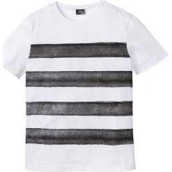 T-shirt w paski w batikowy wzór bonprix biało-czarny z nadrukiem. Białe t-shirty męskie bonprix, xl, w paski. Za 34,99 zł.
