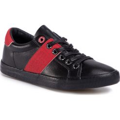 Tenisówki CROSS JEANS - FF2R4050C Black/Red. Czarne półbuty damskie Cross Jeans, bez wzorów, z jeansu, bez zapięcia. W wyprzedaży za 99,00 zł.