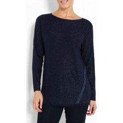 Sweter w kolorze granatowym. Niebieskie swetry damskie Jacqueline Riu, bez wzorów, ze splotem, klasyczne, bez rękawów, bez kaptura. W wyprzedaży za 79,95 zł.