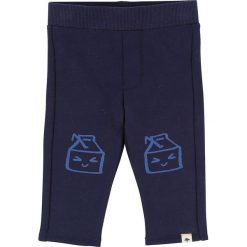 Spodnie dresowe w kolorze granatowym. Niebieskie spodnie niemowlęce Billieblush & Billybandit, z nadrukiem, z bawełny. W wyprzedaży za 47,95 zł.