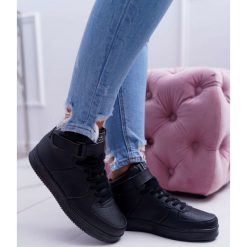 Damskie Czarne Świecące Buty Sportowe CrazyLights. Czarne buty sportowe damskie Tagless, bez wzorów, sportowe. Za 129,00 zł.