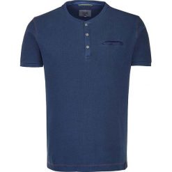 Koszulka "Henley" w kolorze granatowym. Niebieskie koszulki męskie Camel Active, s, bez wzorów, z bawełny, z okrągłym kołnierzem, bez rękawów. W wyprzedaży za 78,95 zł.
