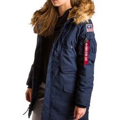ALPHA INDUSTRIES POLAR JACKET WMN > 12300207. Kurtki damskie Alpha Industries, na zimę, l, bez wzorów, z poliesteru, klasyczne, długie, bez kaptura. W wyprzedaży za 699,99 zł.