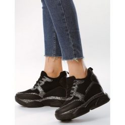 Czarne Sneakersy Harbor. Czarne koturny damskie Born2be, bez obcasa, na koturnie, na sznurówki. Za 109,99 zł.
