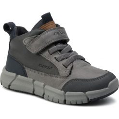 Sneakersy GEOX - J Flexyper B.C J949BC 0MECL C0739 S Dk Grey/Navy. Szare trampki chłopięce Geox, bez wzorów, ze skóry ekologicznej, bez zapięcia. W wyprzedaży za 179,00 zł.