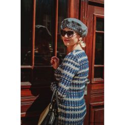 Szary beret. Szare berety damskie Pakamera, z aplikacjami, z wełny. Za 150,00 zł.