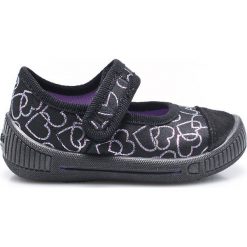 Superfit - Baleriny dziecięce. Szare baleriny dziewczęce marki Superfit, z gumy. W wyprzedaży za 99,90 zł.