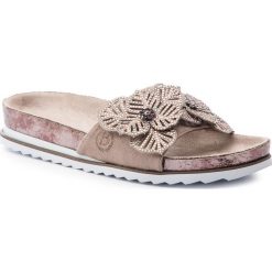 Klapki BUGATTI - 431-47292-6459-1490 Taupe/Metallics. Pomarańczowe klapki damskie Bugatti, bez wzorów, z tworzywa sztucznego, bez obcasa. W wyprzedaży za 209,00 zł.